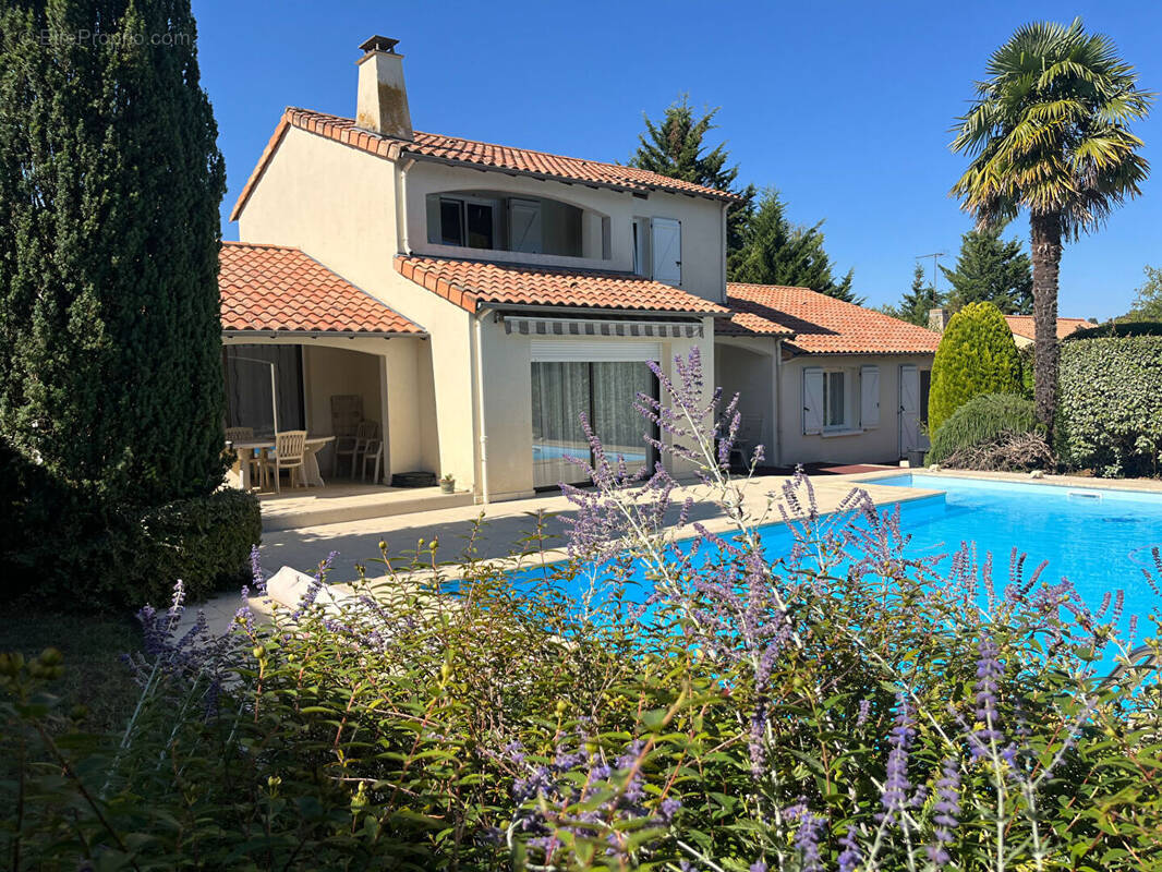 Maison à SAINT-BENOIT