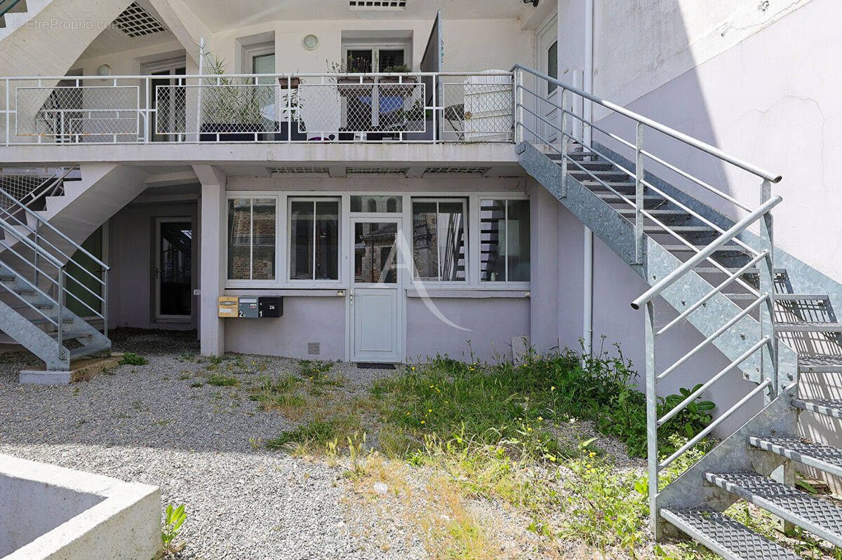 Appartement à BOUGUENAIS