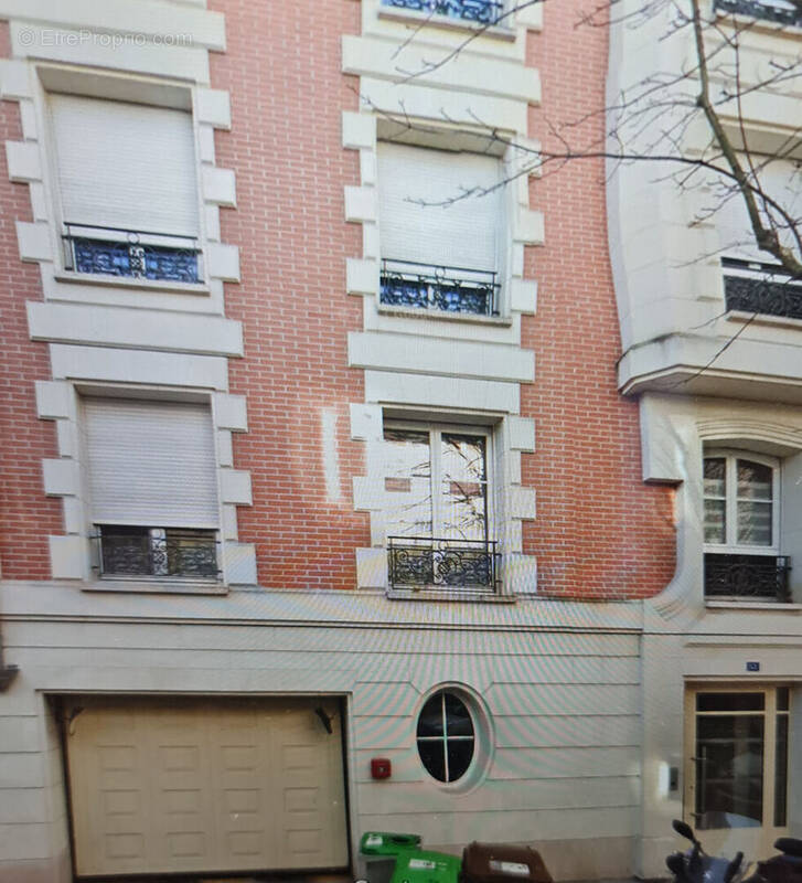 Parking à LA GARENNE-COLOMBES