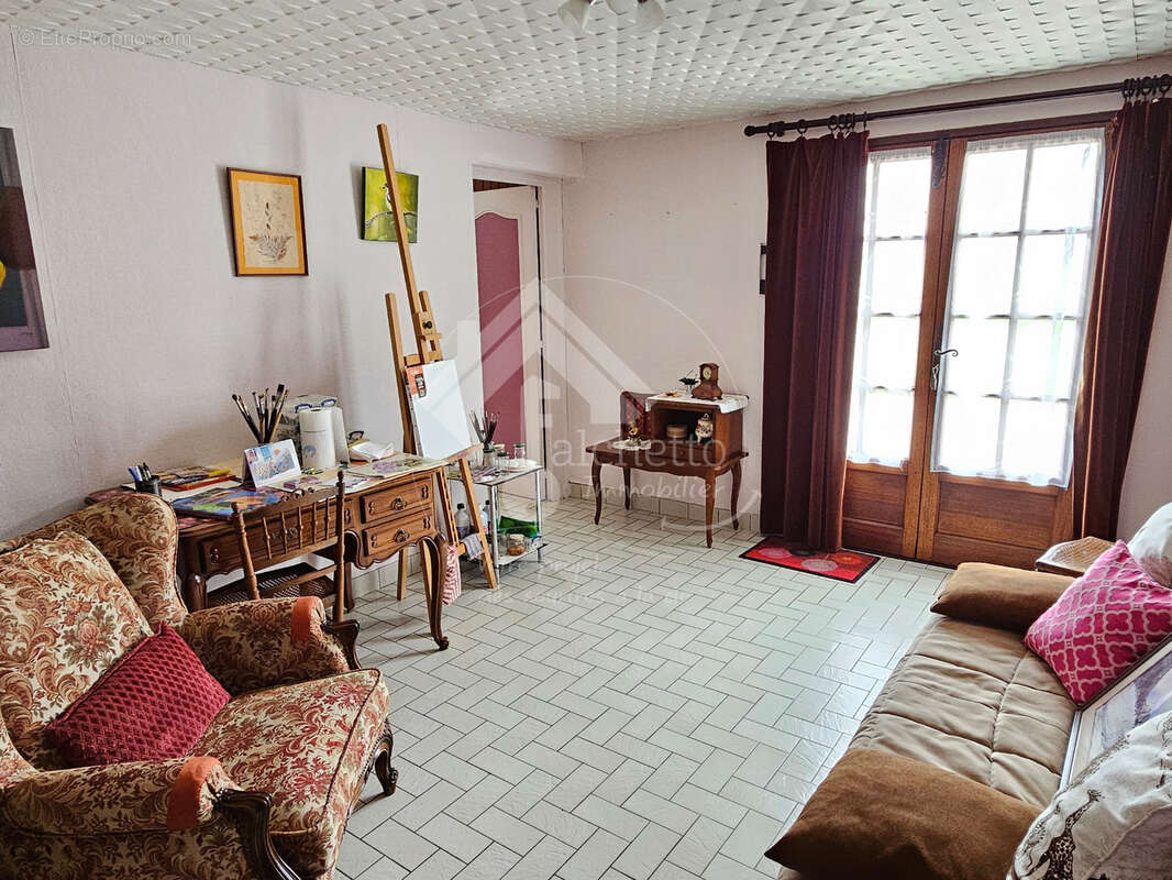 Maison à VARENNES-SUR-ALLIER