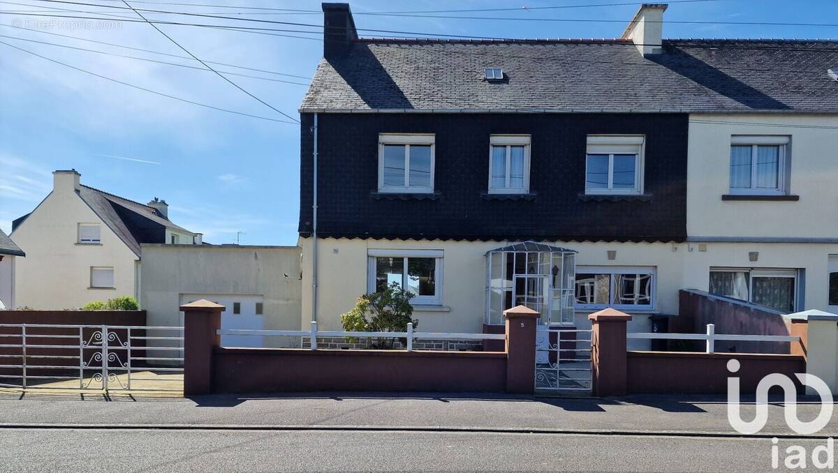 Photo 1 - Maison à CARHAIX-PLOUGUER