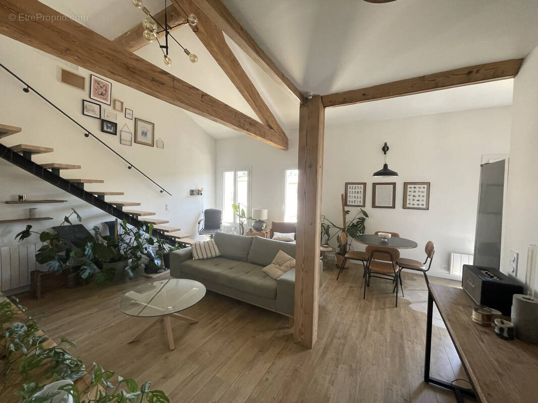 Appartement à VAISON-LA-ROMAINE