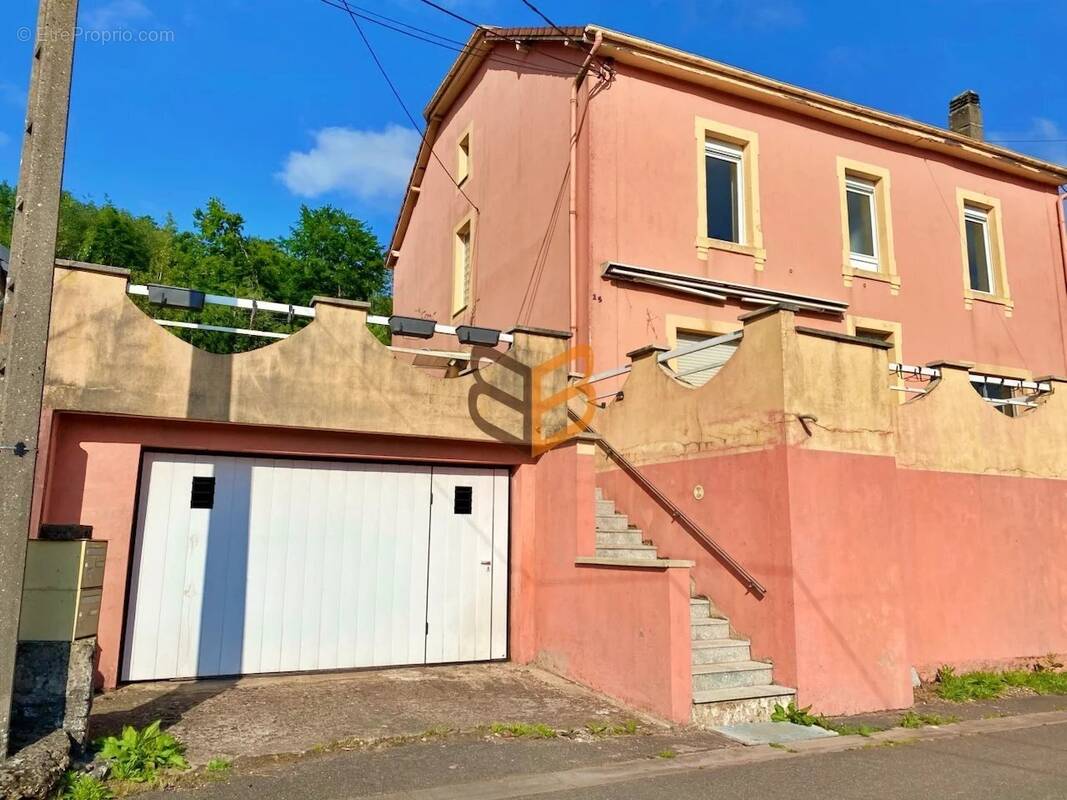 Appartement à THIL