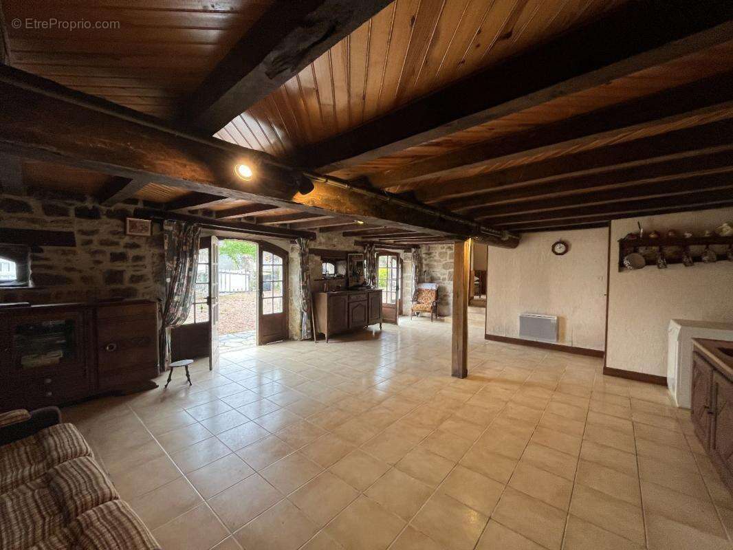 Maison à CUREMONTE