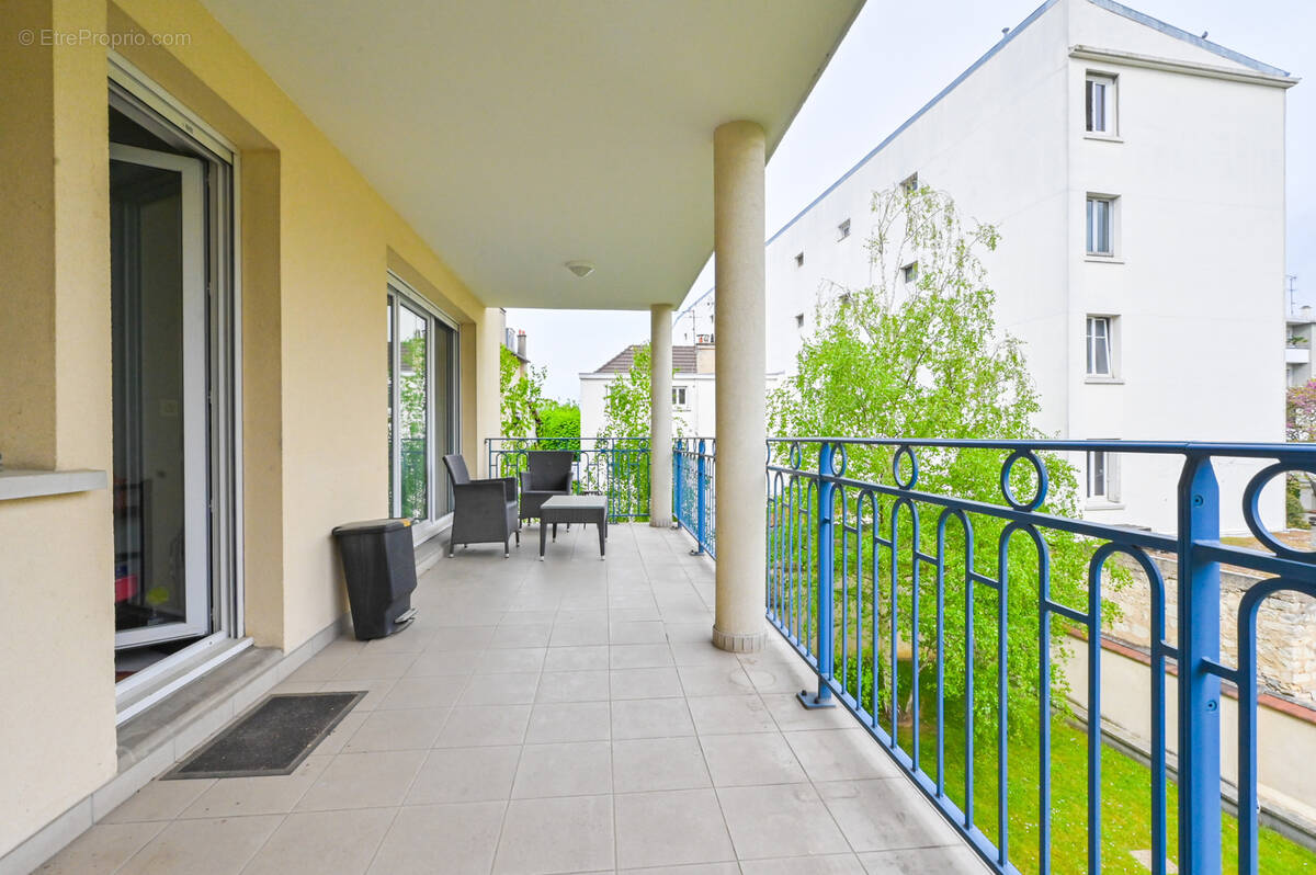 Appartement à SAINT-MAUR-DES-FOSSES