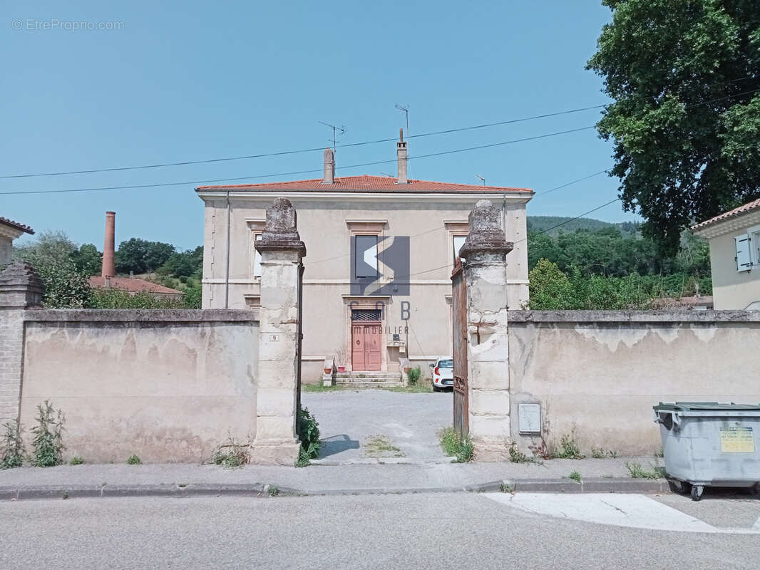 Appartement à BEAUCHASTEL