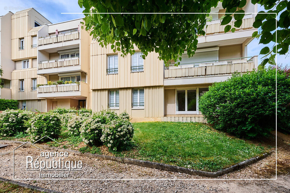 Photo 1 - Appartement à FONTAINE-LES-DIJON