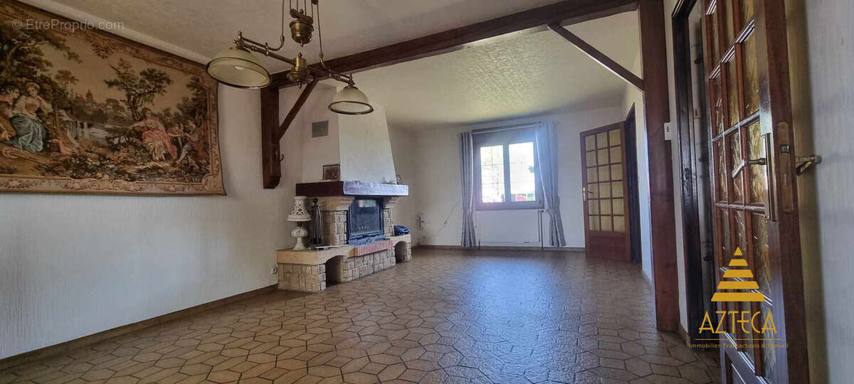 Maison à WALINCOURT-SELVIGNY