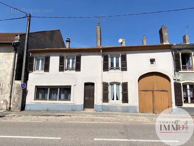 Maison à TOUL