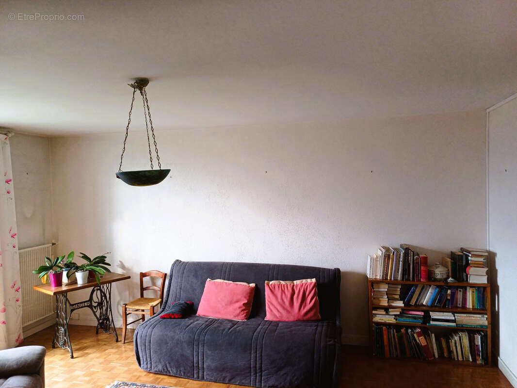 Appartement à PIERRELATTE