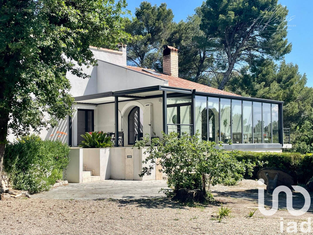 Photo 1 - Maison à NOVES