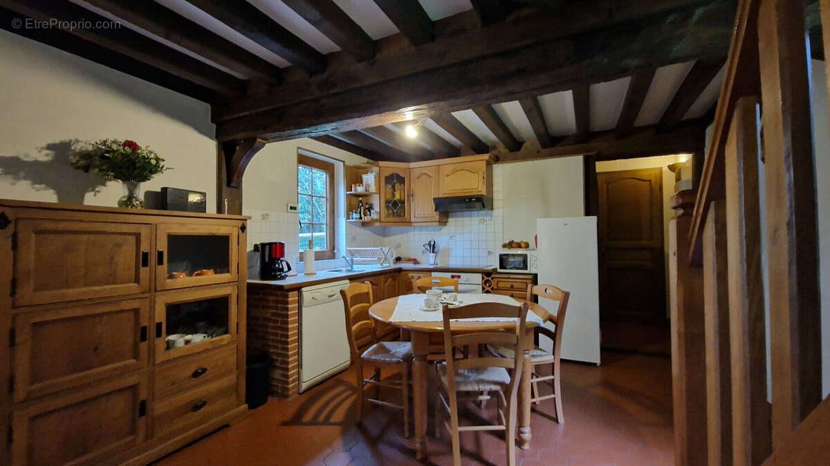 Maison à CORMEILLES