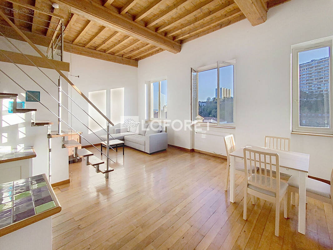 Appartement à LYON-4E
