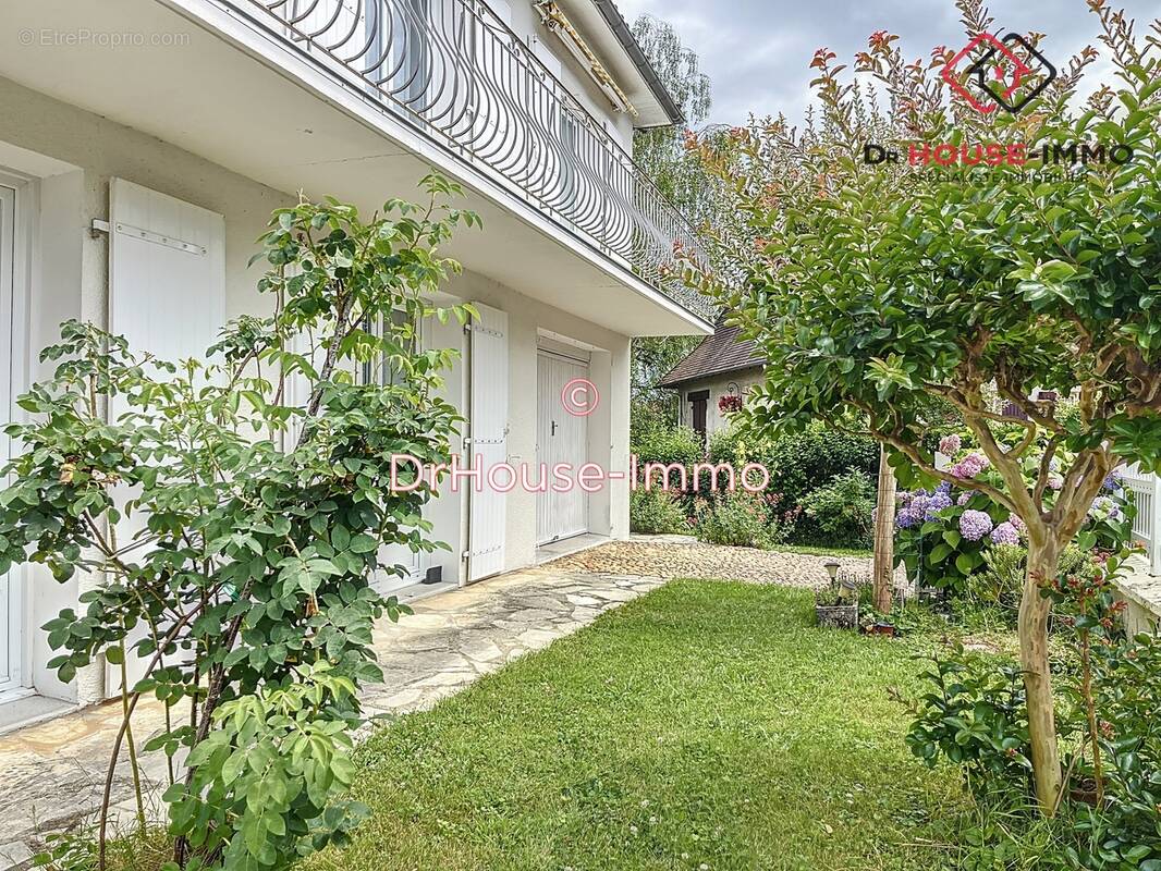 Maison à COULOUNIEIX-CHAMIERS
