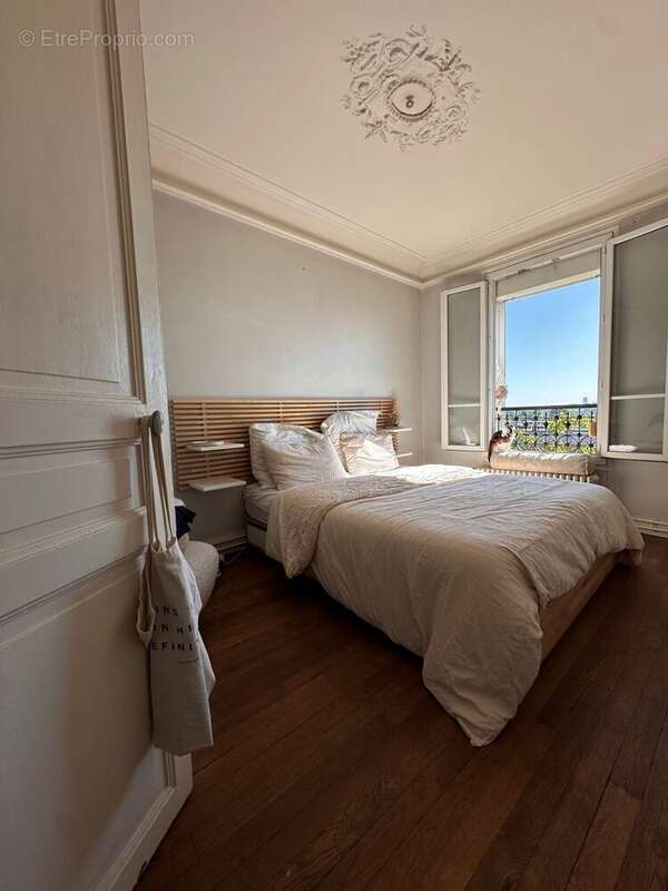 Appartement à SURESNES