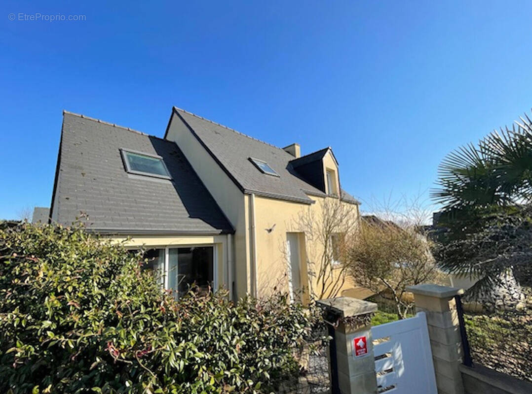 Maison à LA CHAPELLE-JANSON
