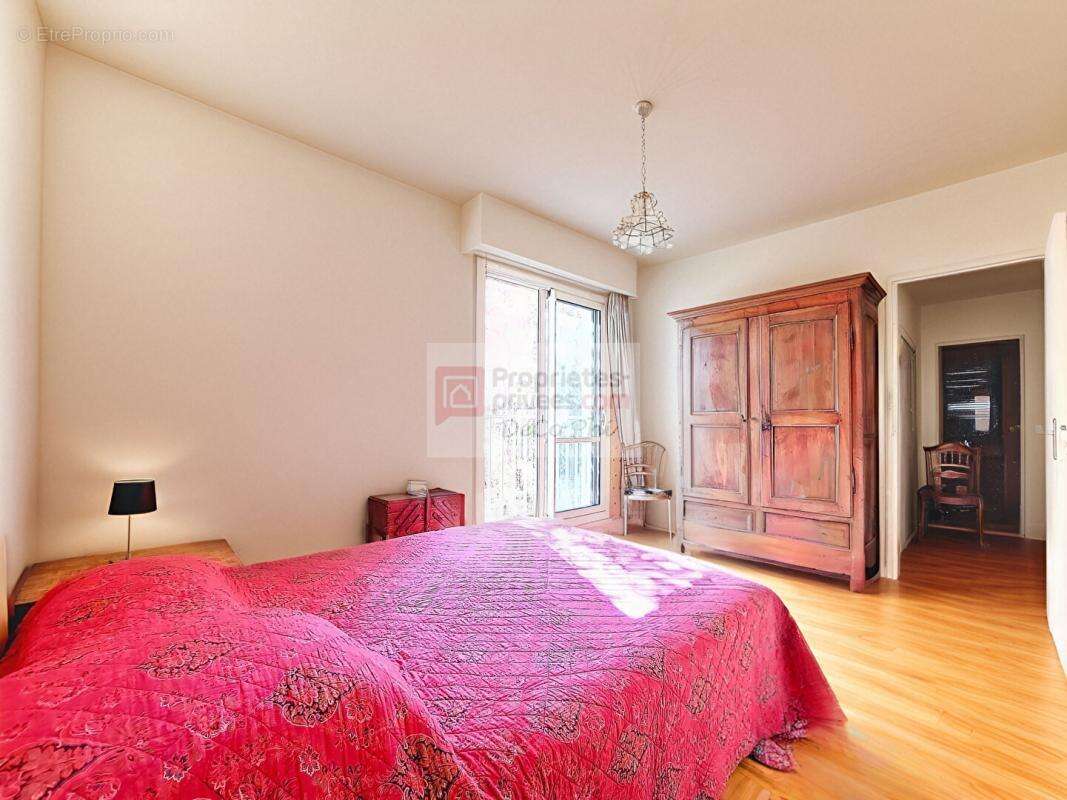 Appartement à VERSAILLES