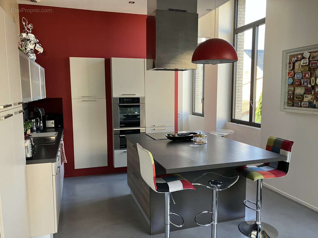 Autre à CHATELLERAULT