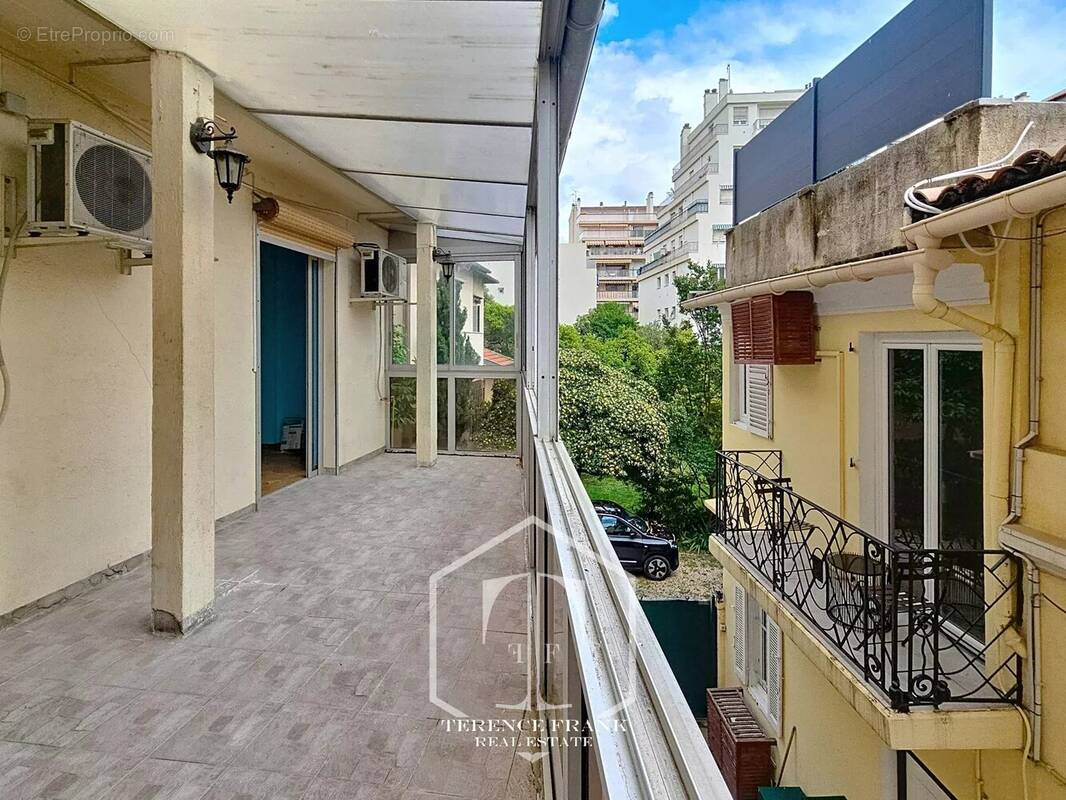 Appartement à NICE