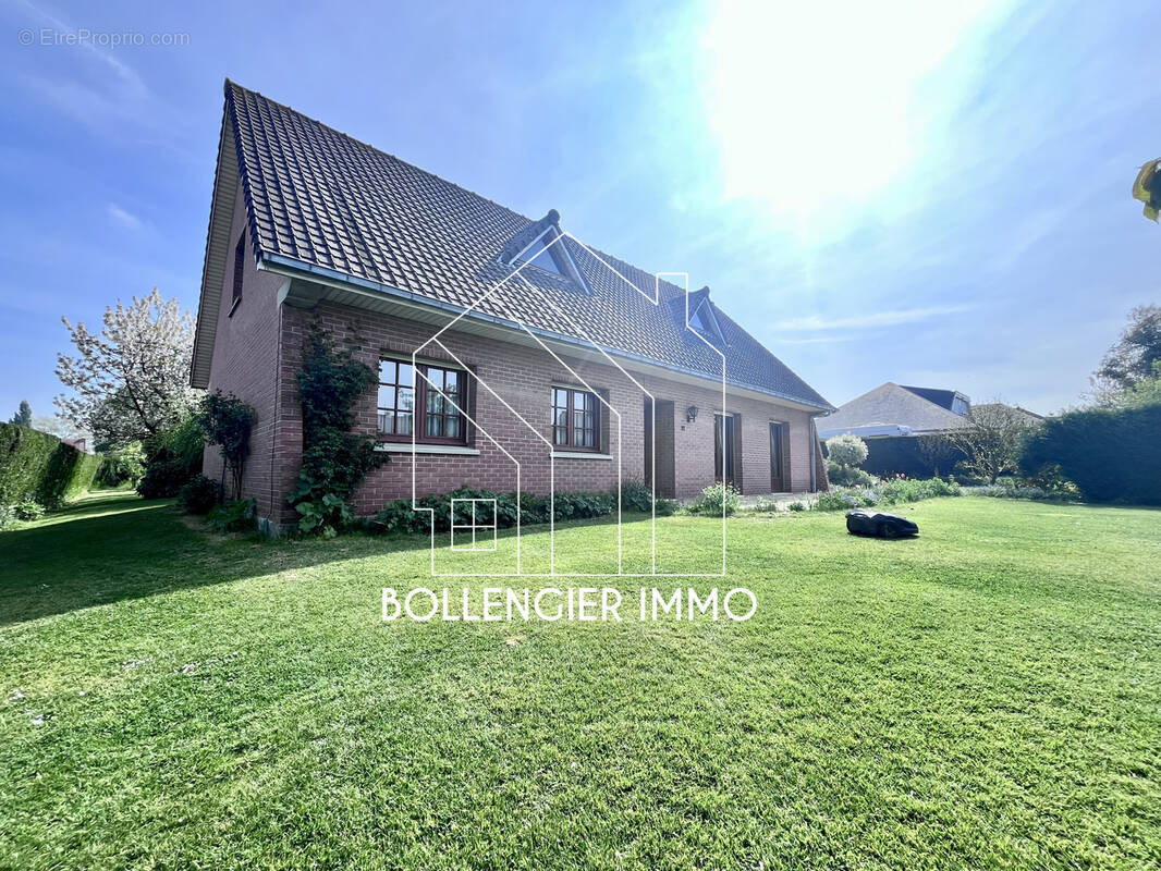 Maison à STEENVOORDE