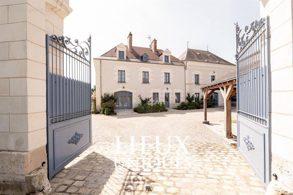 Maison à BLERE