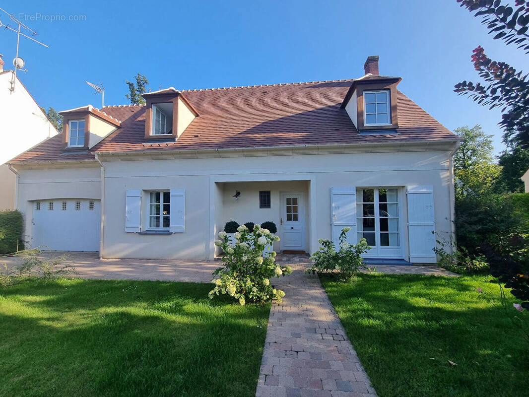 Maison à LAMORLAYE