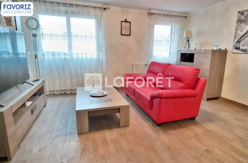 Appartement à SURESNES