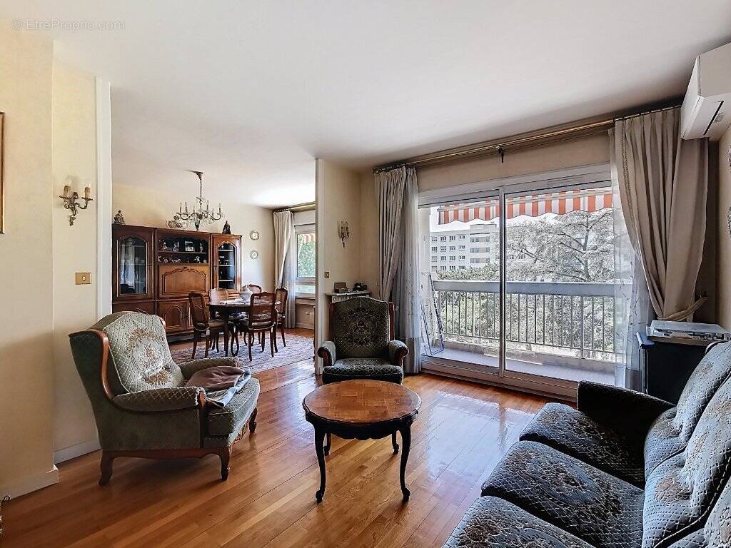 Appartement à LYON-7E