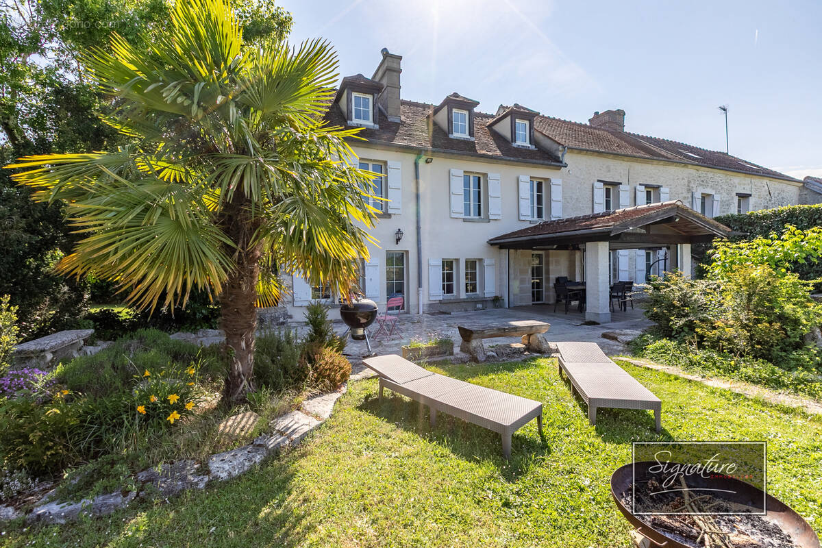 Maison à CHANTILLY