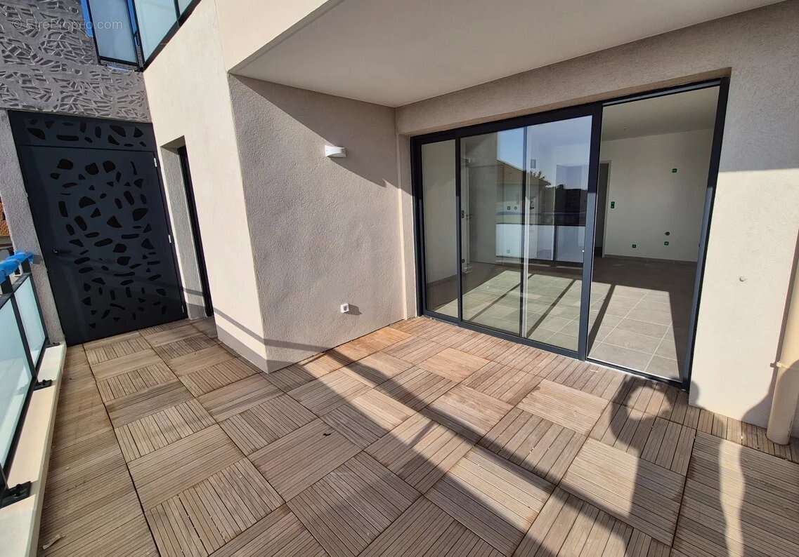 Appartement à HYERES