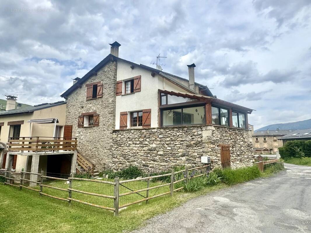 Maison à FONTRABIOUSE