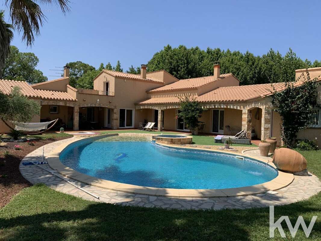 Maison à SAINT-CYPRIEN