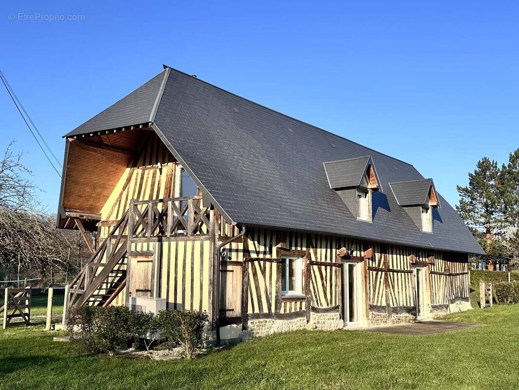 Maison à DOZULE