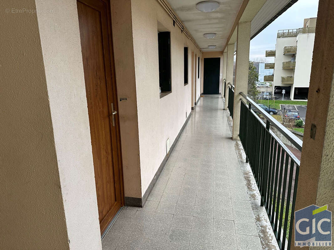 Appartement à MONDEVILLE