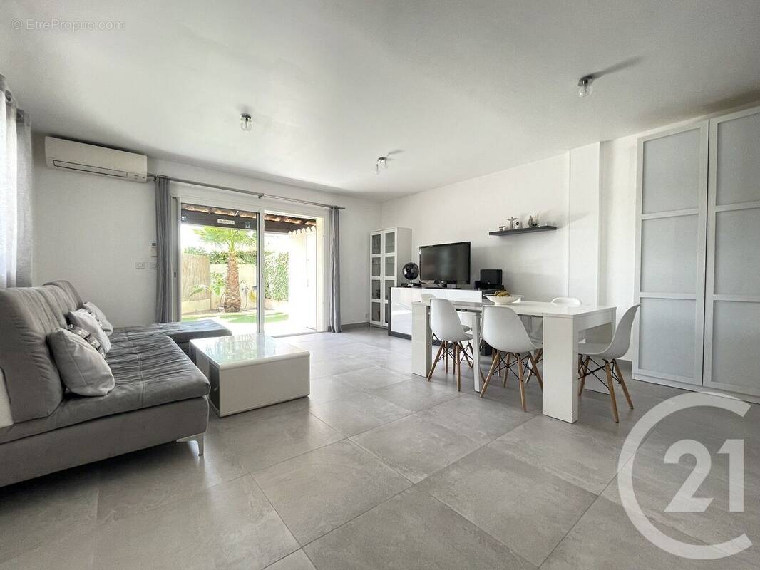Appartement à LA GAUDE