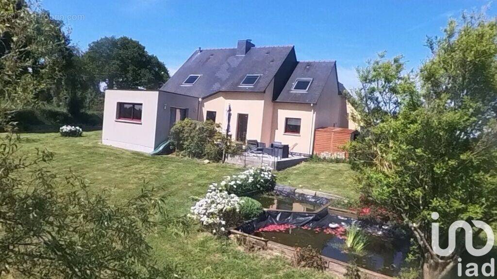 Photo 1 - Maison à SAINT-VRAN