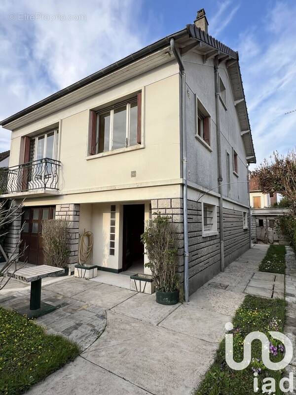 Photo 1 - Maison à ORMESSON-SUR-MARNE