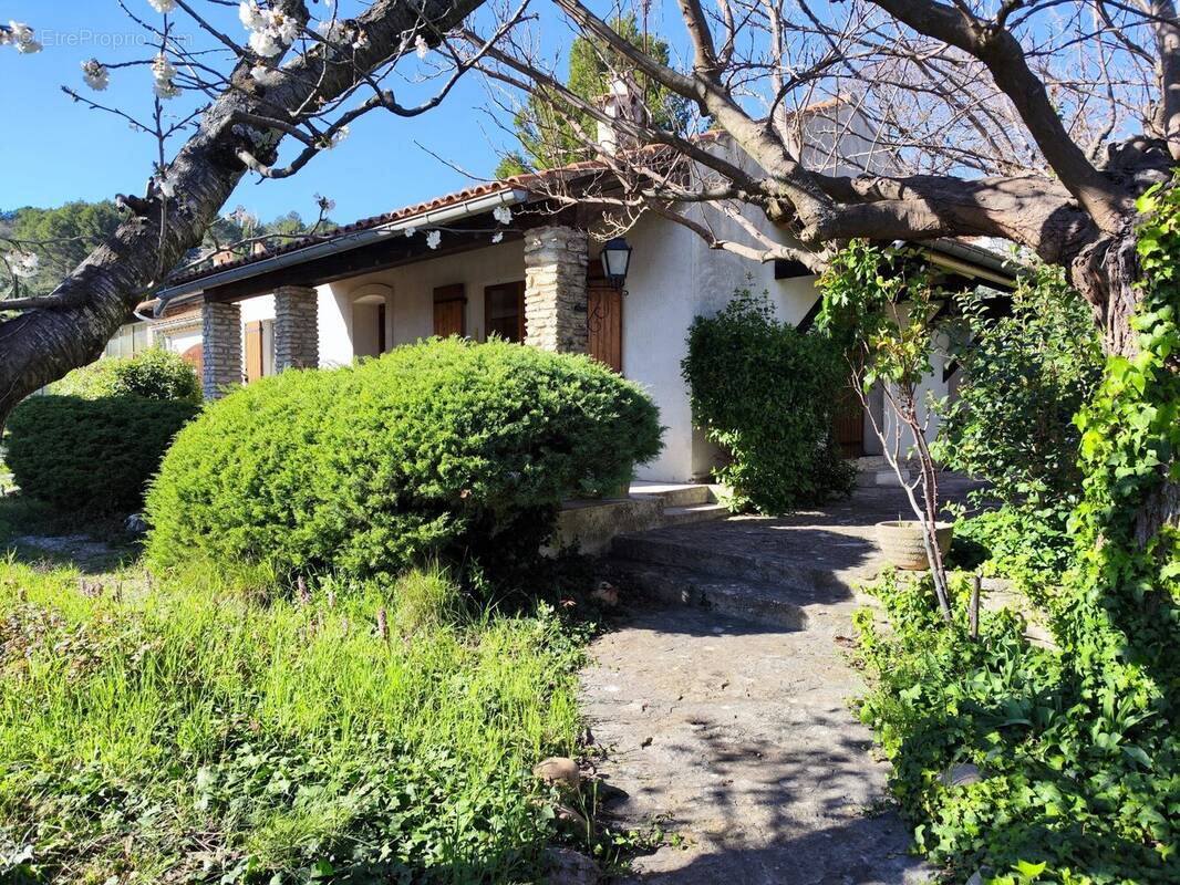 Maison à MERINDOL