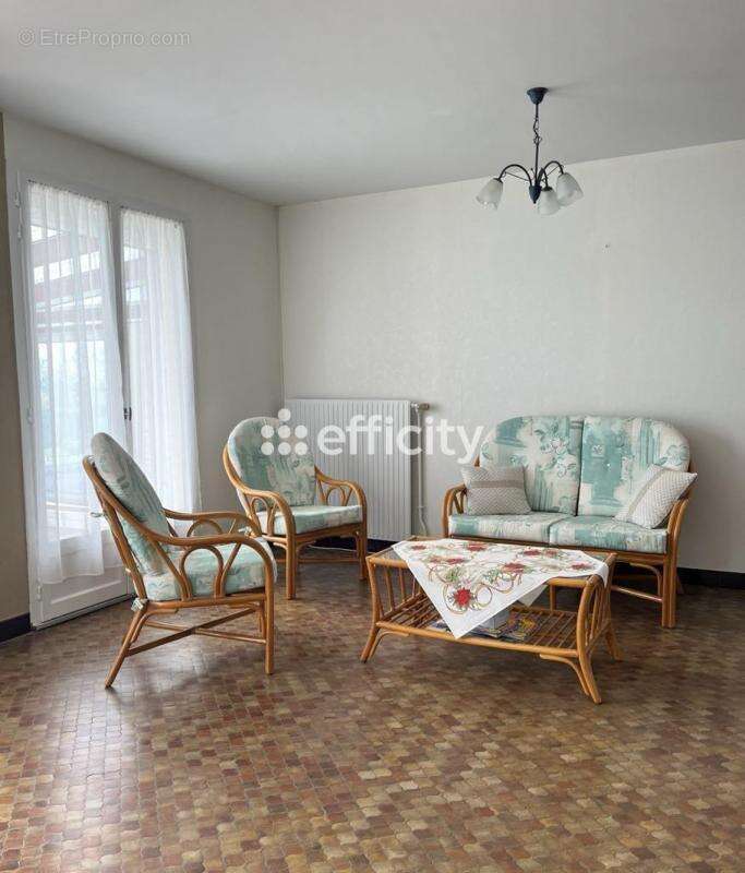 Maison à LA FERTE-MACE