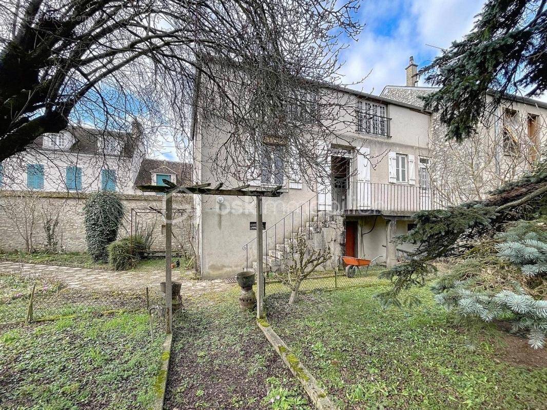 Maison à CHATEAU-LANDON
