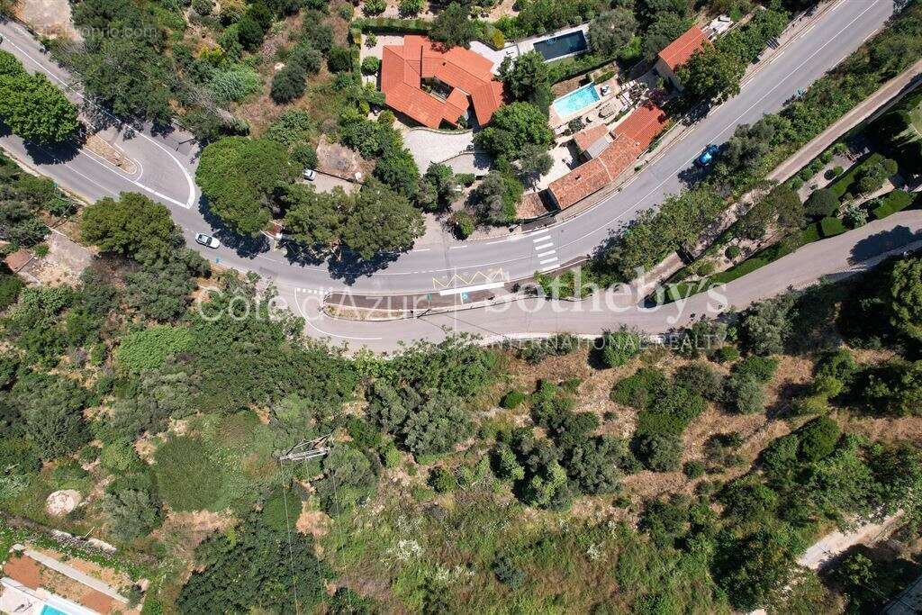Maison à EZE