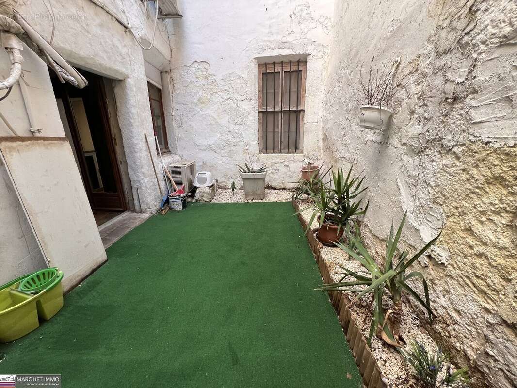 Maison à VILLENEUVE-LES-BEZIERS