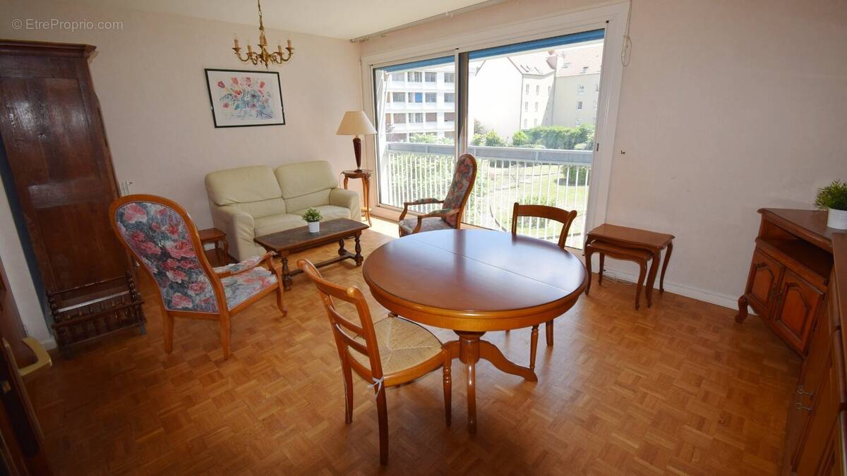 Appartement à VICHY