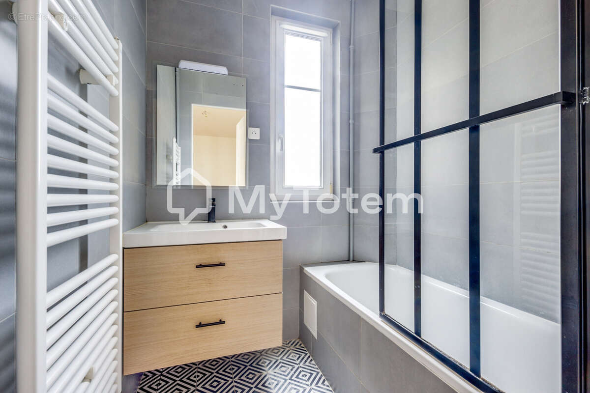 Appartement à ASNIERES-SUR-SEINE