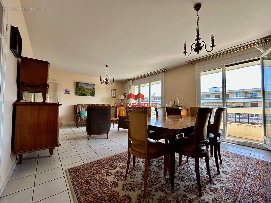 Appartement à POISSY