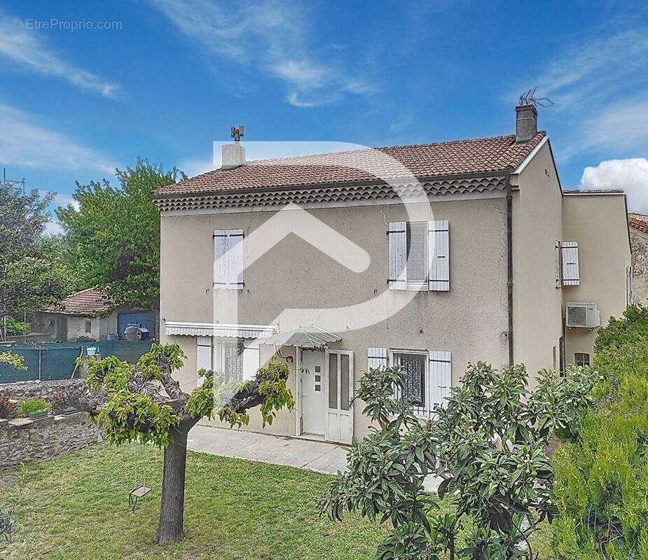 Maison à VIVIERS