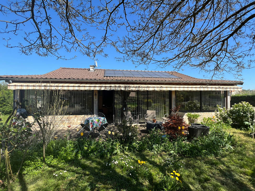 Maison à CIVAUX
