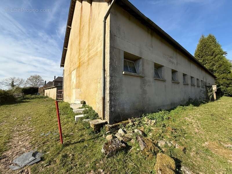 Maison à BUCHY