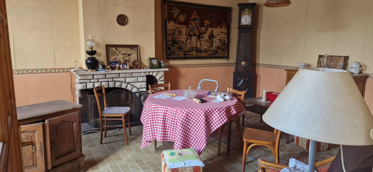 Maison à LAMARQUE