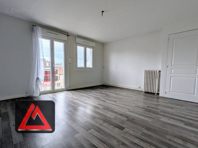 Appartement à JARVILLE-LA-MALGRANGE